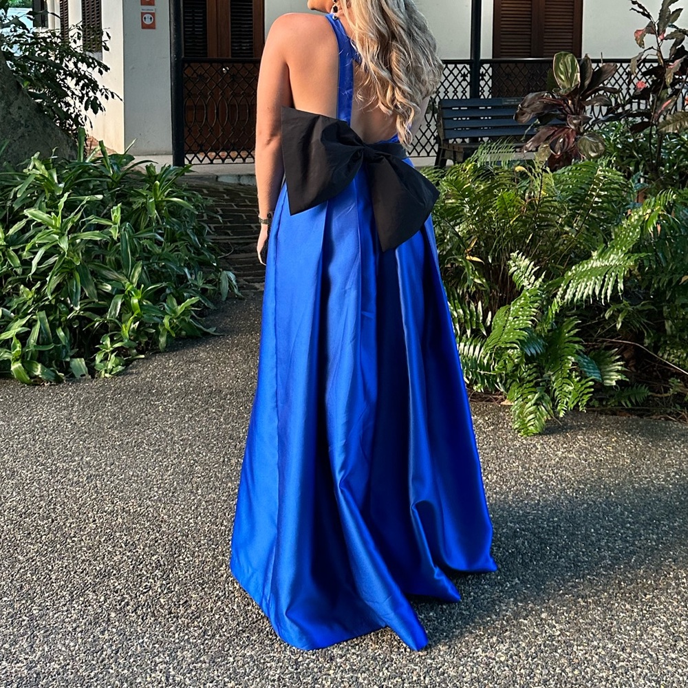 Carmen Marc Valvo Gown with detachable bow belt